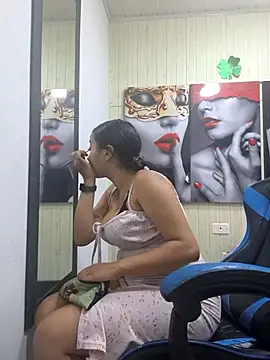 susan mooree online show from 10/24/25, 06:18