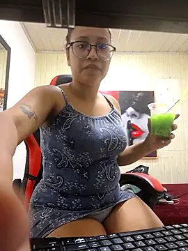 susan mooree online show from 12/04/25, 07:24