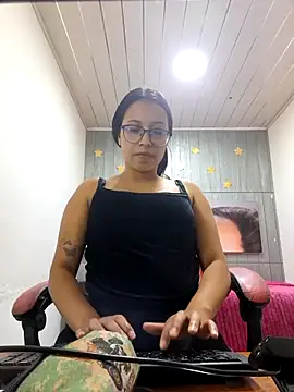 susan mooree online show from 12/17/25, 06:24