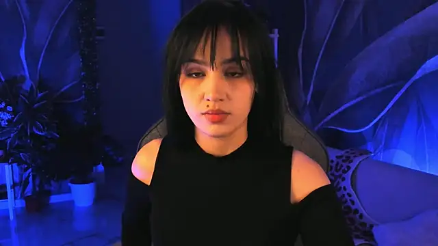 MonicaFarmer online show from 10/22/25, 05:34