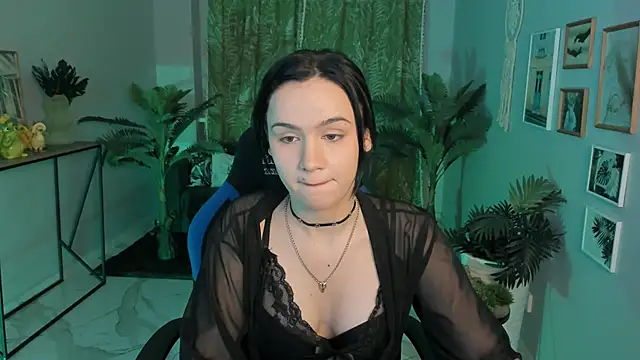 MonicaFarmer online show from 02/03/26, 02:53