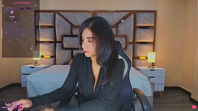 ANABELL BROWN online show from 03/21/26, 07:40