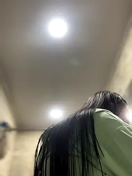 Snapshot of Megaan__More chatting on 09/20/25, 02:16 Megaan More online show from 09/20/25, 02:16