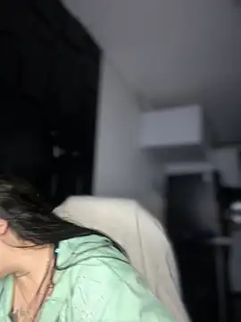 Snapshot of Megaan__More chatting on 10/23/25, 02:10 Megaan More online show from 10/23/25, 02:10