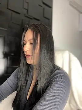 Snapshot of Megaan__More chatting on 09/21/25, 02:17 Megaan More online show from 09/21/25, 02:17