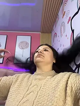 Snapshot of Megaan__More chatting on 11/08/25, 02:15 Megaan More online show from 11/08/25, 02:15