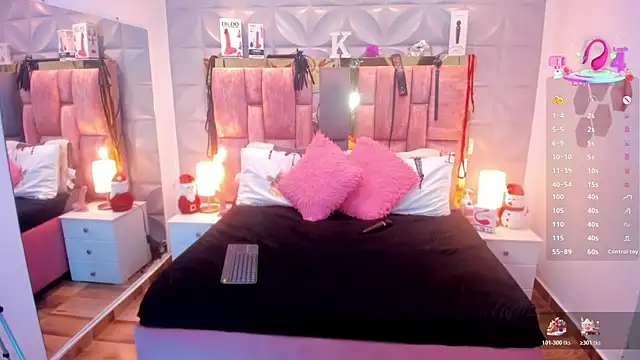 Charlotte Landry   online show from 11/14/25, 03:59