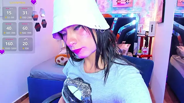 Charlotte Landry   online show from 02/28/26, 04:50