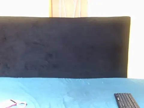 Snapshot of Freaky-Nicky18 chatting on 11/26/25, 06:24 Freaky-Nicky18 online show from 11/26/25, 06:24