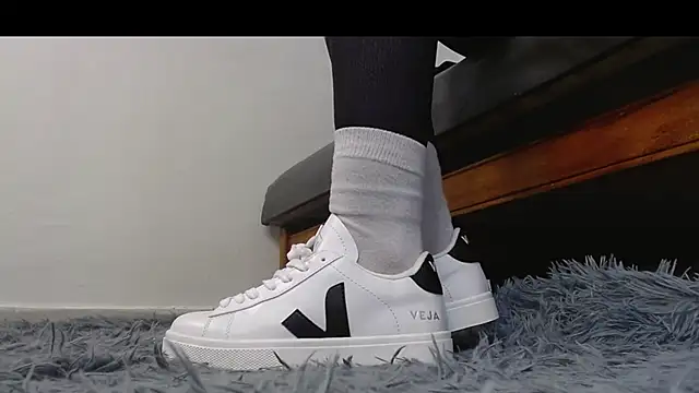 Deysha Garcias online show from 12/03/25, 02:16