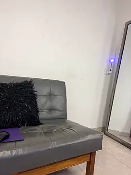 Deysha Garcias online show from 11/09/25, 04:38