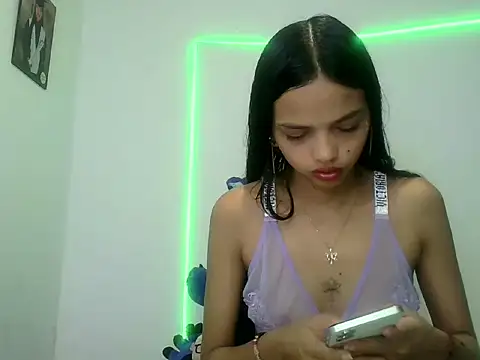 lucy babyy online show from 10/20/25, 07:47