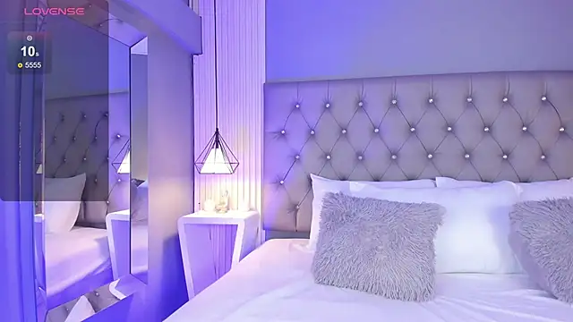 LunaBloomn online show from 01/07/26, 05:07