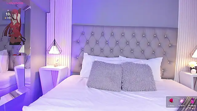 Snapshot of LunaBloomn chatting on 12/03/25, 05:12 LunaBloomn online show from 12/03/25, 05:12