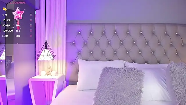 LunaBloomn online show from 02/25/26, 05:02