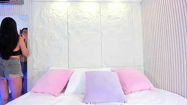 Isabellax21 online show from 12/20/25, 04:15