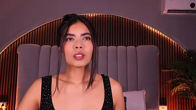 Isabellax21 online show from 04/10/26, 04:19