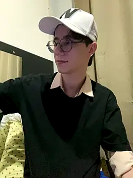 HeiRique online show from 10/22/25, 04:01