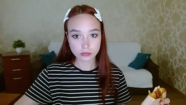 aFoxie online show from 09/14/25, 09:09
