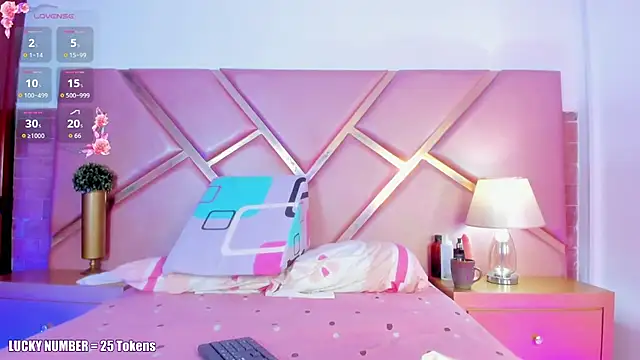 SophieSinclair online show from 10/11/25, 12:28