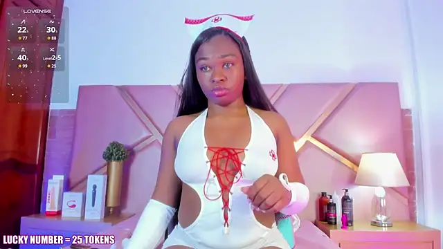 SophieSinclair online show from 10/31/25, 12:57