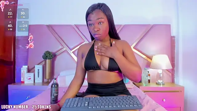 SophieSinclair online show from 10/23/25, 12:59