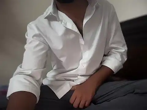 bossyjuicy online show from 04/12/26, 06:55