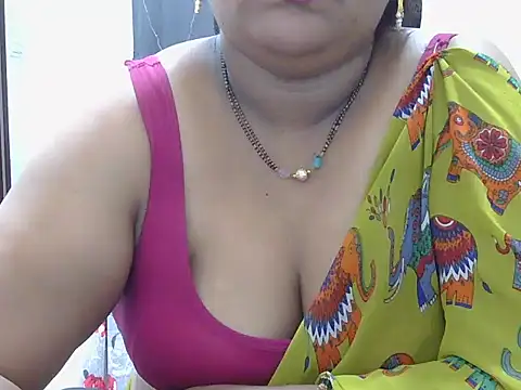 Snapshot of Nisha-telugu chatting on 07/17/26, 04:37 Nisha-telugu online show from 07/17/26, 04:37