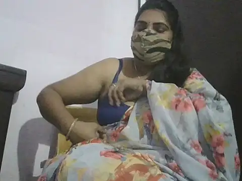 Snapshot of Nisha-telugu chatting on 09/30/25, 04:46 Nisha-telugu online show from 09/30/25, 04:46