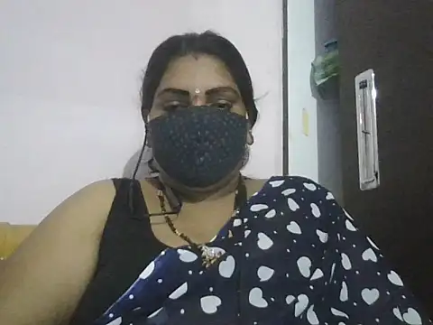 Snapshot of Nisha-telugu chatting on 10/02/25, 04:32 Nisha-telugu online show from 10/02/25, 04:32