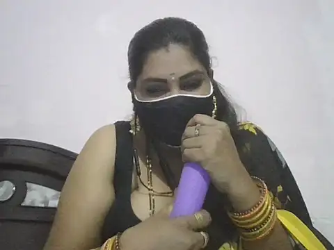 Snapshot of Nisha-telugu chatting on 10/09/25, 06:08 Nisha-telugu online show from 10/09/25, 06:08