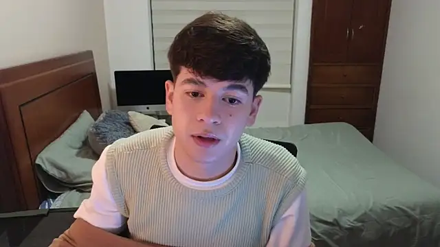 tightncuteass online show from 10/21/25, 01:05