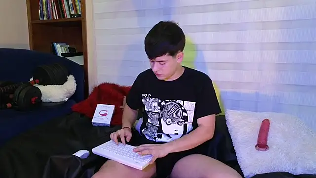 tightncuteass online show from 04/28/26, 02:27