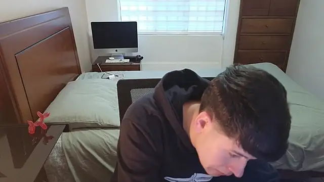 tightncuteass online show from 09/13/25, 10:21