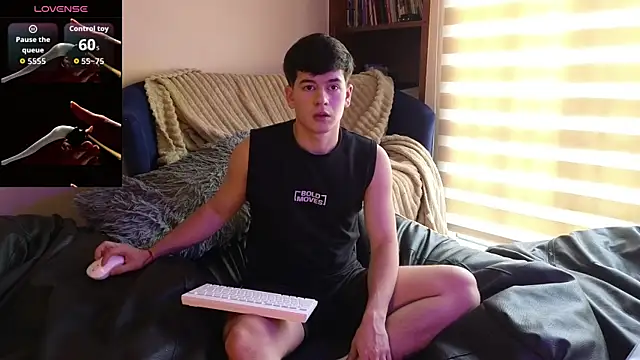 tightncuteass online show from 05/13/26, 06:48