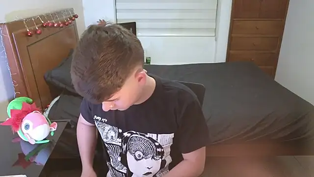 tightncuteass online show from 11/12/25, 10:57