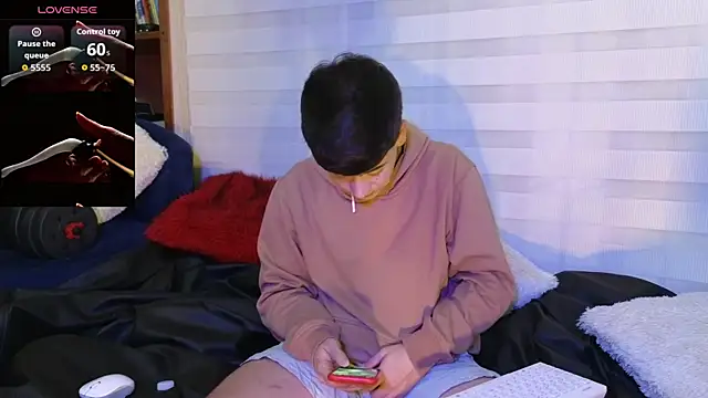 tightncuteass online show from 04/22/26, 12:39