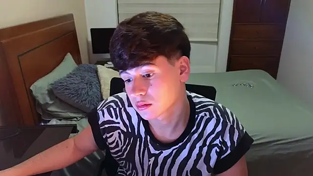 tightncuteass online show from 10/03/25, 12:25