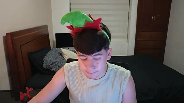 tightncuteass online show from 11/04/25, 12:36