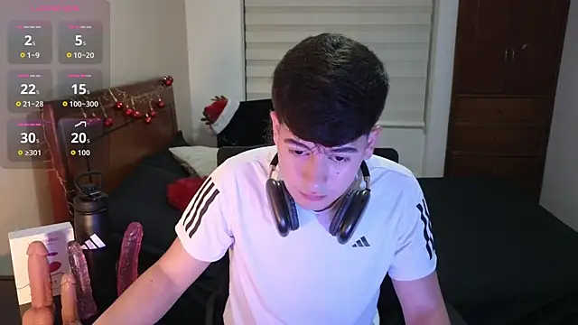 tightncuteass online show from 11/30/25, 12:33