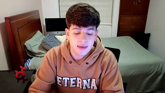 tightncuteass online show from 10/23/25, 12:31