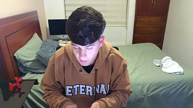 tightncuteass online show from 09/30/25, 11:22