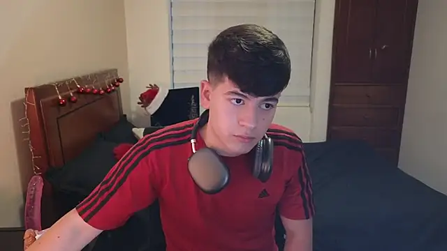 tightncuteass online show from 11/18/25, 10:34