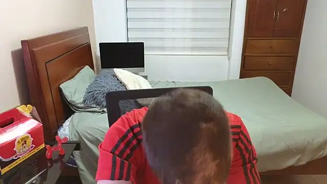 tightncuteass online show from 10/29/25, 10:42