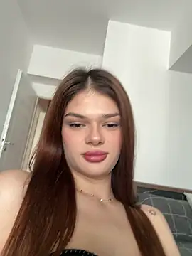 selenatress online show from 09/18/25, 11:24