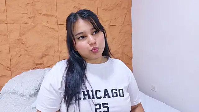 IvannaaVega online show from 05/08/26, 05:00