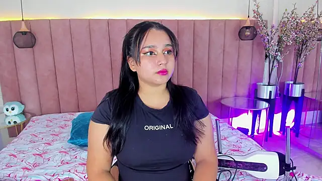 IvannaaVega online show from 10/12/25, 04:58