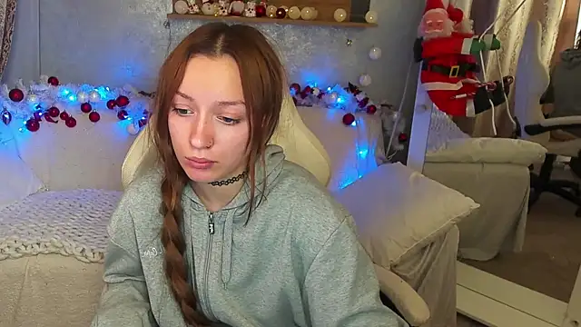 FoxyMayy online show from 12/14/25, 11:32