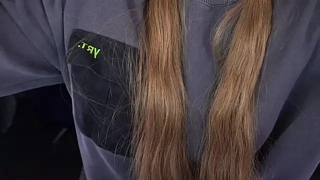 FoxyMayy online show from 10/16/25, 12:46