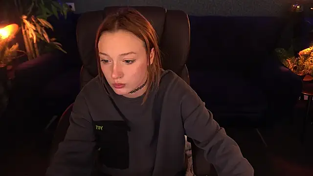 FoxyMayy online show from 11/06/25, 01:59